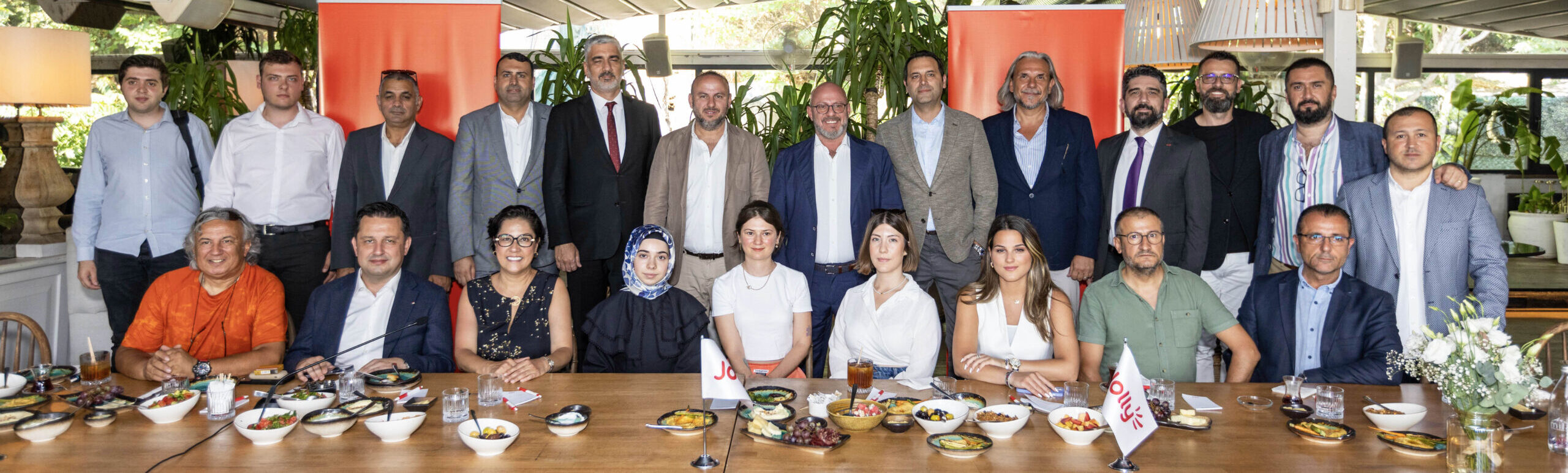Jolly, yenilikçi ruhuyla fark yaratmaya devam ediyor