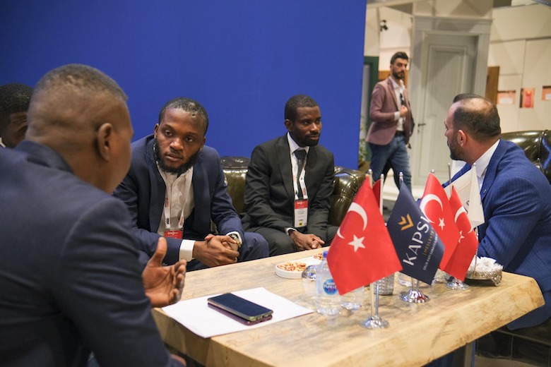 Kayseri’de çelik kapı üreticileri buluştu