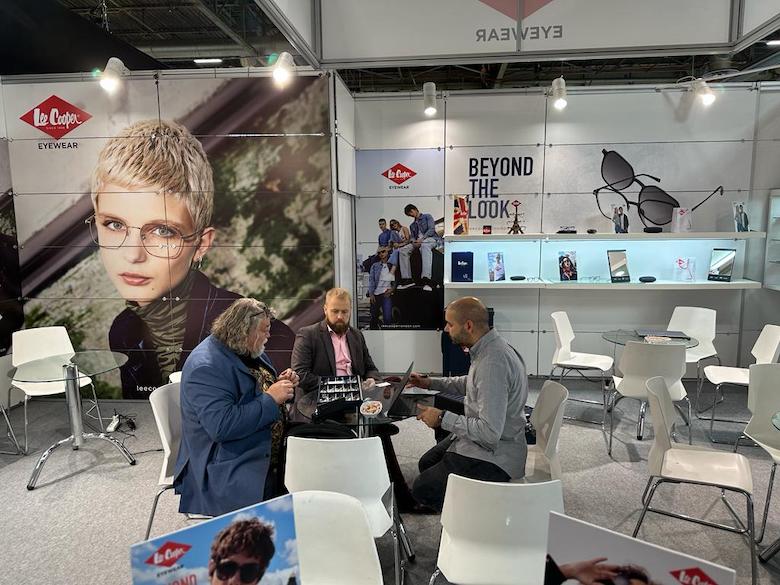Lee Cooper, genç ve enerjik tasarımlarıyla Silmo Paris’te dikkat çekti