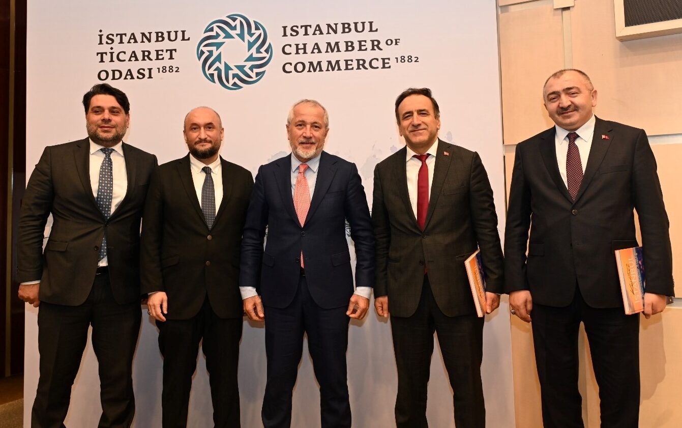 Zincir marketlerin pazar günü kapanması kararı alındı