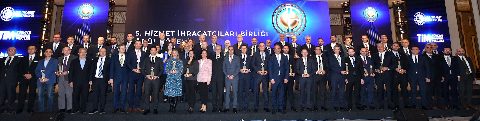 Hizmet ihracatının yıldızları ödülleri aldı