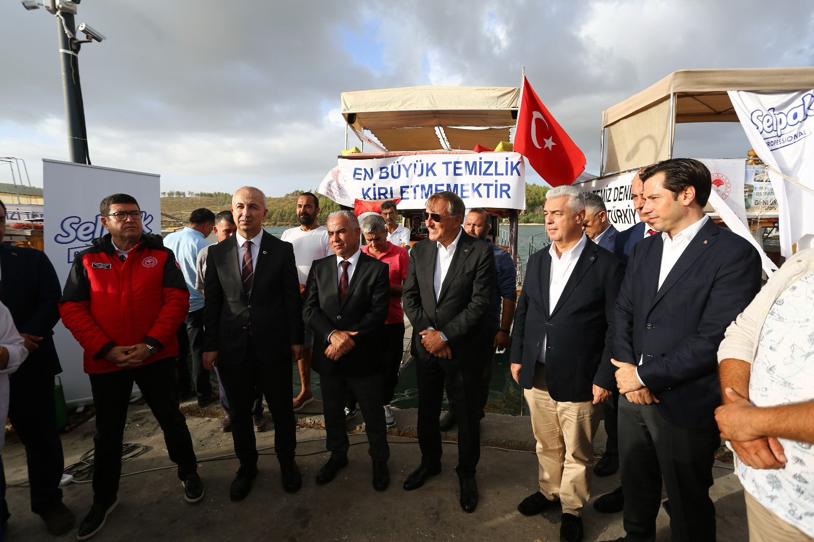 En büyük deniz temizliği yapıldı