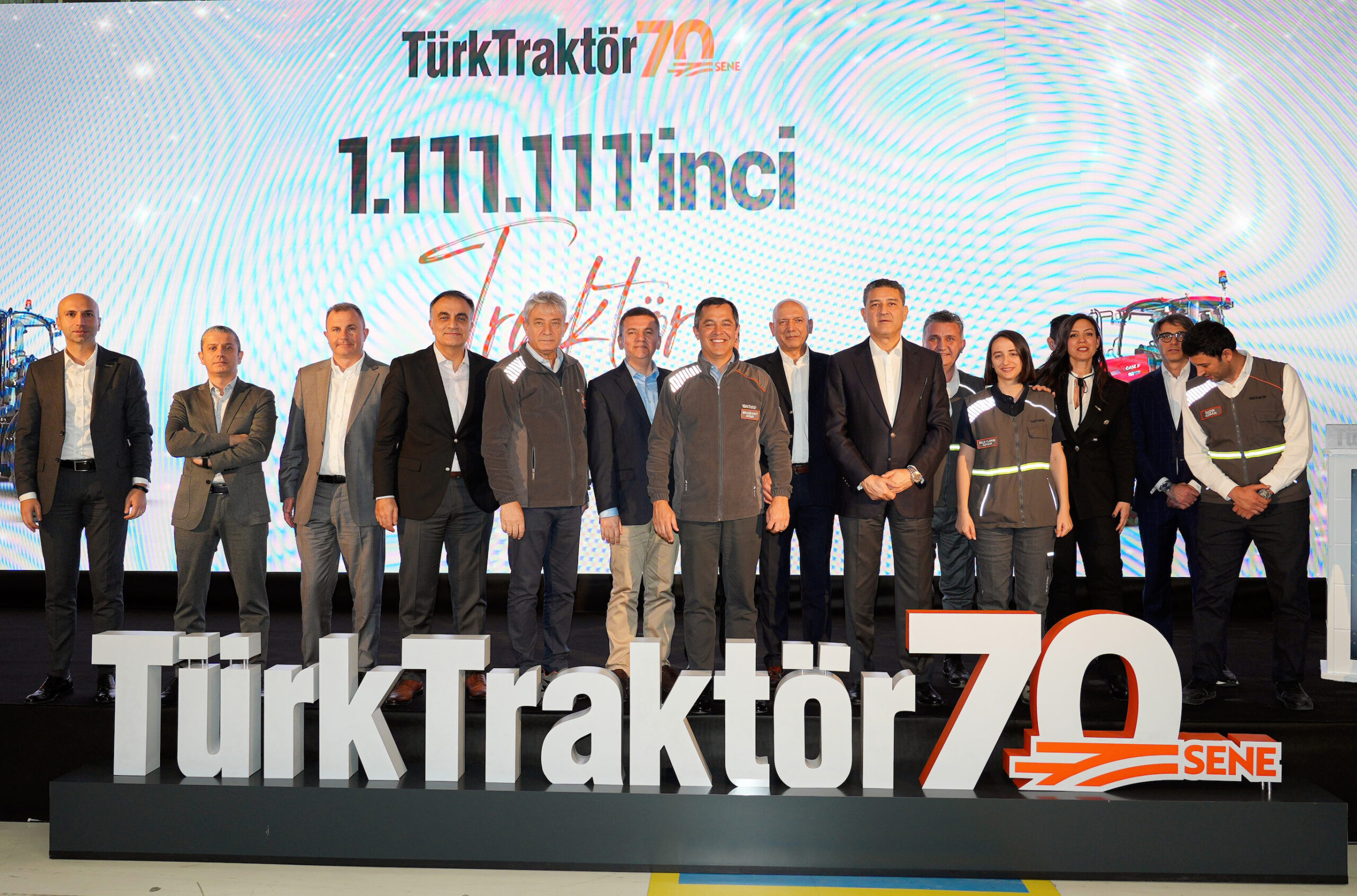 70’inci yılında 1.111.111’inci traktörü üreterek başarıya imza attı