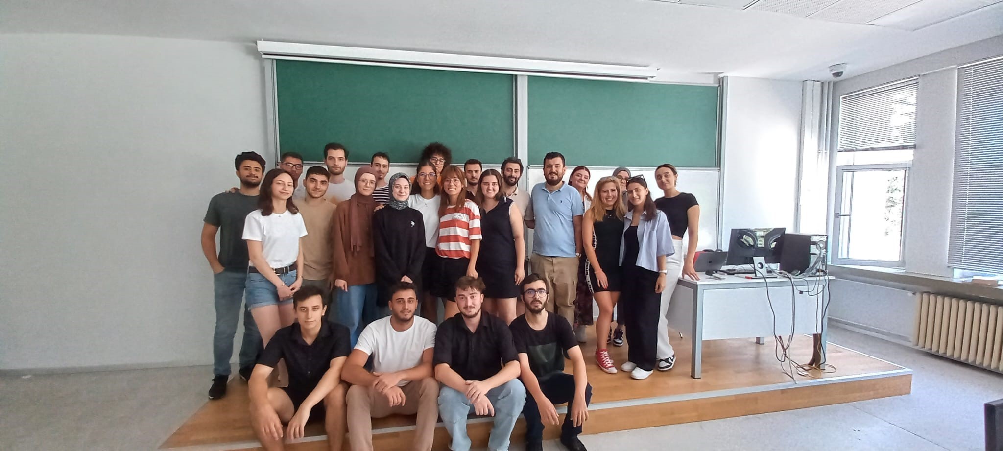 Uyum Akademi’de staj yaptılar sertifikalarını aldılar