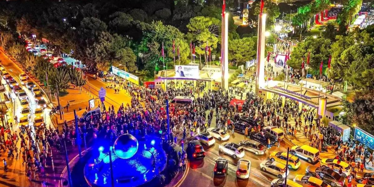 İzmir Enternasyonal Fuarı ‘teknoloji’ temasıyla açıldı