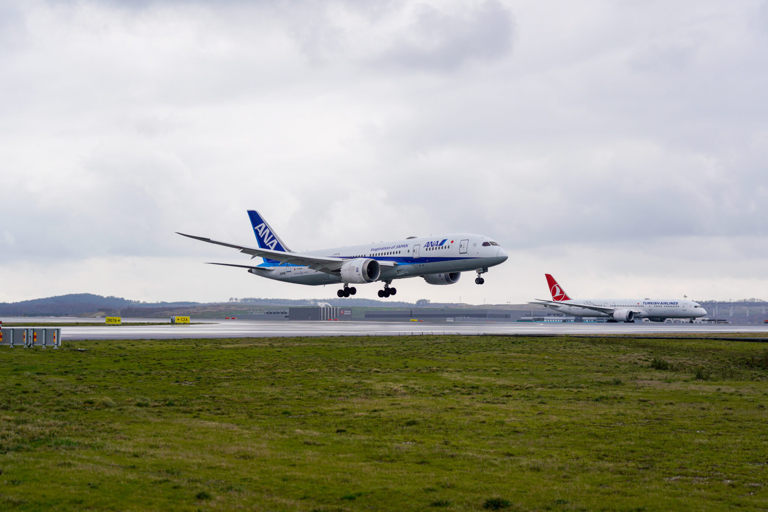 Japonya’nın hava yolu All Nippon Airways İGA İstanbul Havalimanı’na uçuşlarına başladı