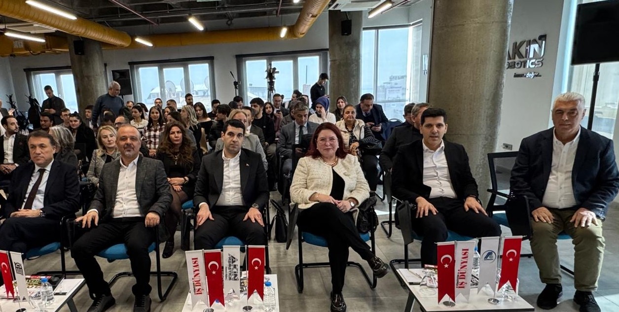  Robotlarla buluştuk çok etkilendik