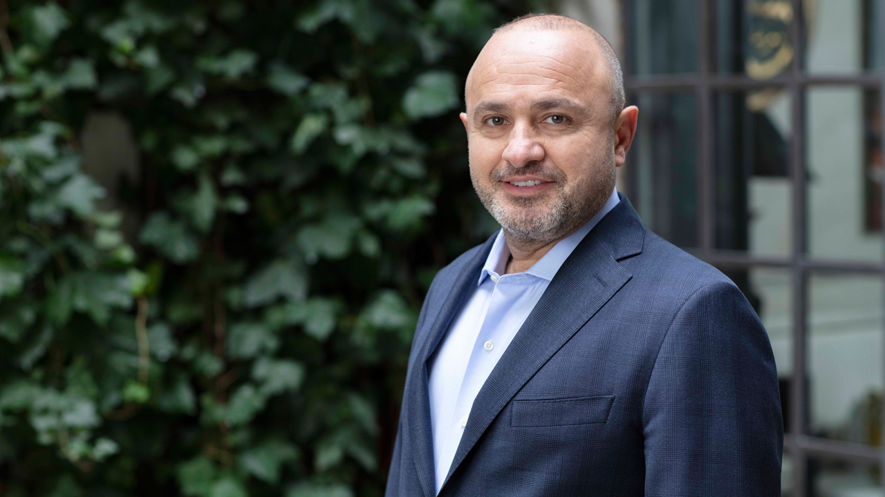 Yeni projelere devam ediyor