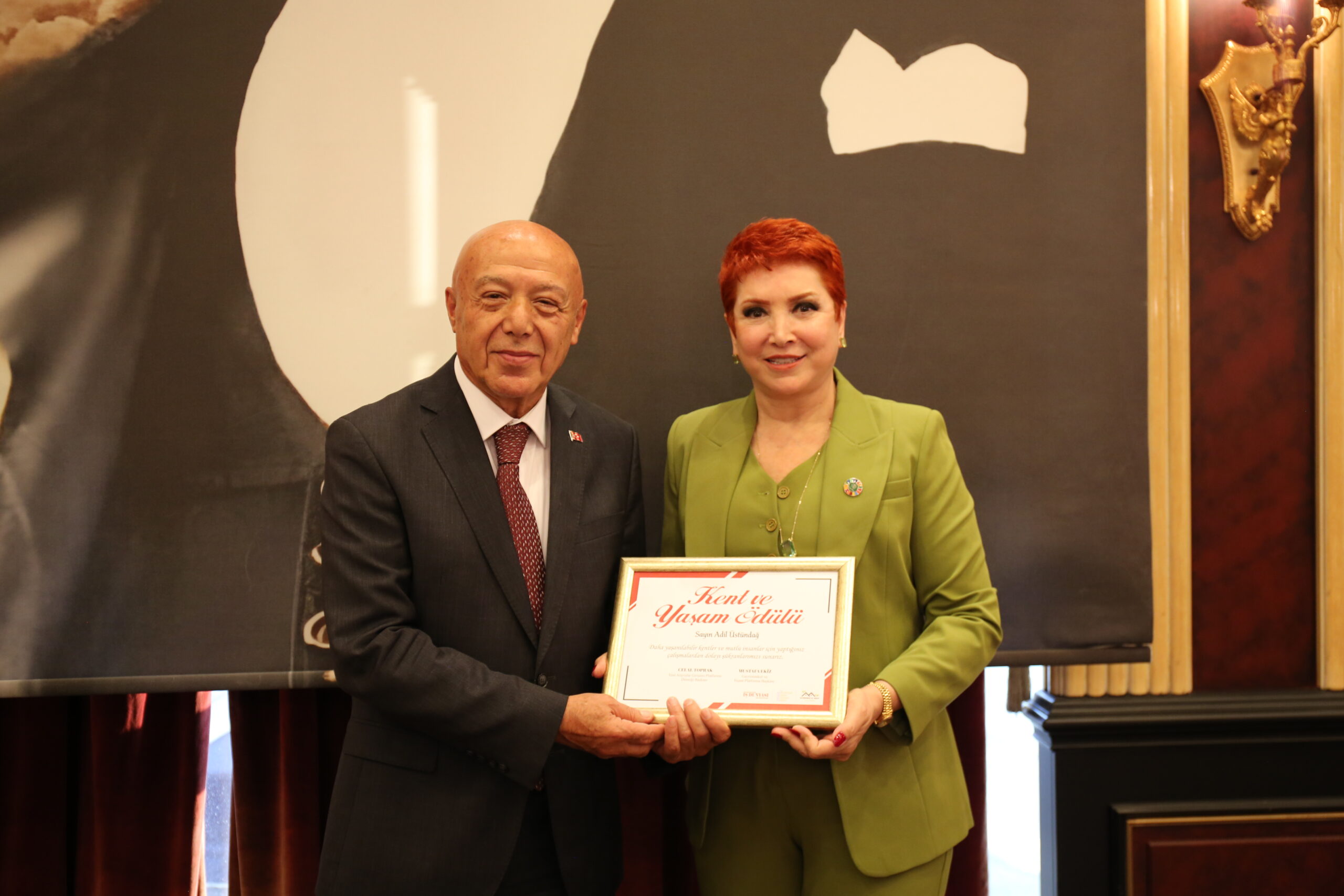 Turizme Katkı Ödülü bir ustaya Adil Üstündağ’a oybirliği ile verildi