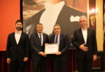 Ekonomiye Katkı Ödülü Alp Gülan’a takdim edildi