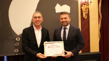 Kent Ulaşımına Katkı Ödülü Nevhan Gündüz’ün oldu