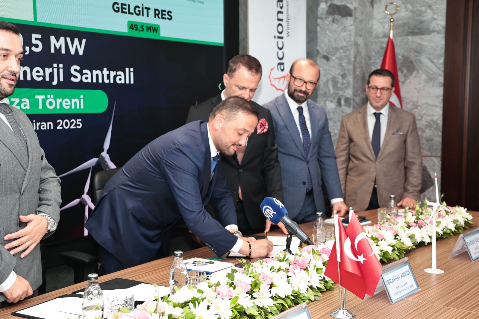 Efor Holding’den 280 milyon dolarlık rüzgâr enerjisi yatırımı