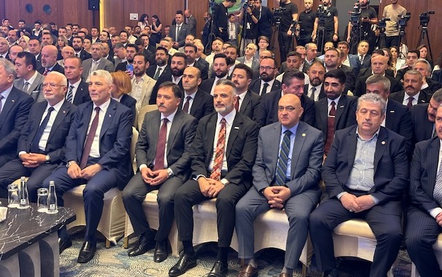 Kültepe Ekonomi Zirvesi’nde kalbi Anadolu’da olanlar buluştu