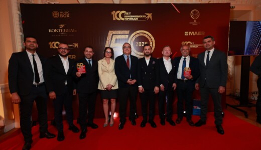 Kızıl Meydan’da ödüllerini aldılar