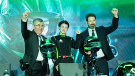 İlk Türk kadın formula pilotu Sena Savaşer, hızını elektrikli geleceğe taşıyor