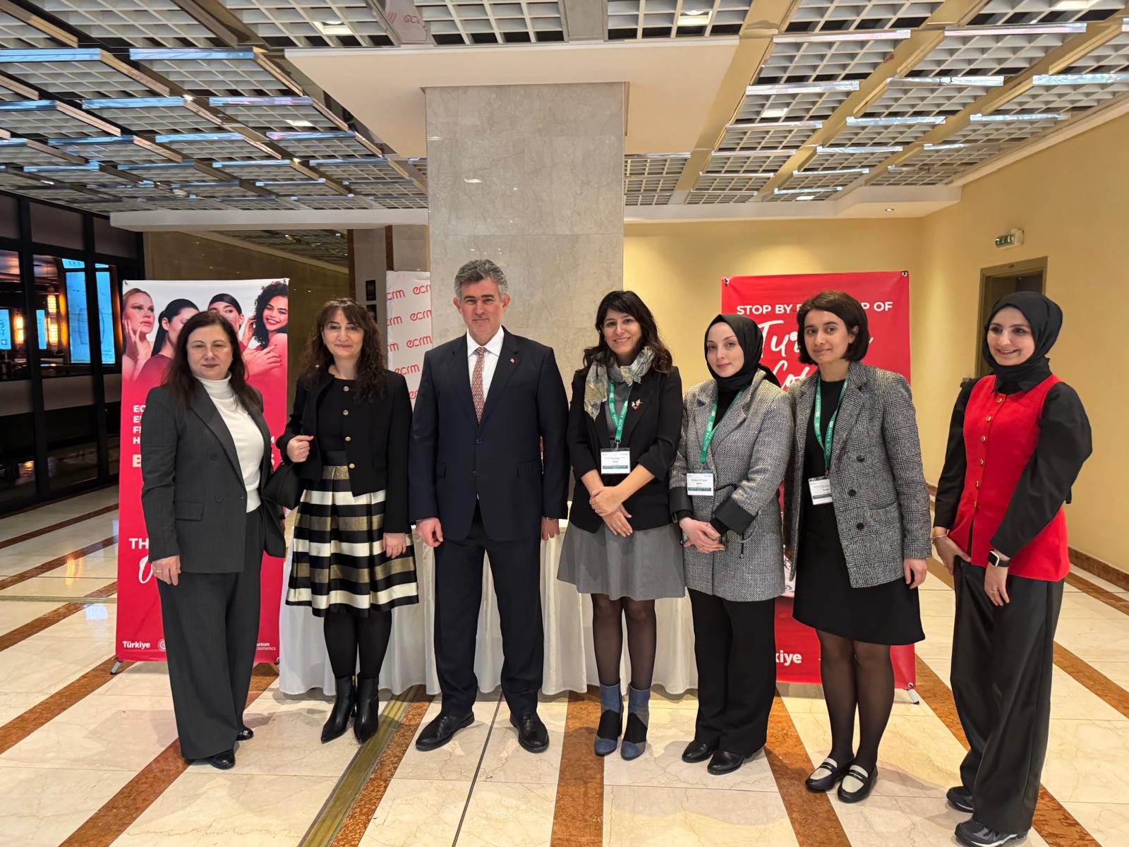 İKMİB, TÜRK KOZMETİK FİRMALARINI PRAG’DA ULUSLARARASI ALICILARLA BULUŞTURDU