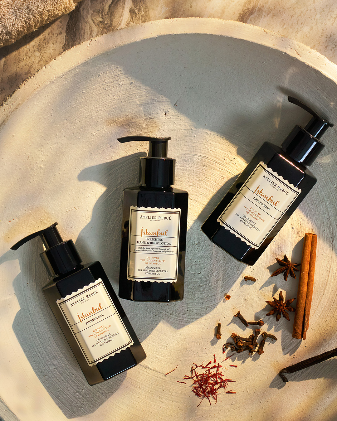 Atelier Rebul’ün ikonik kokuları artık gün boyu yanında