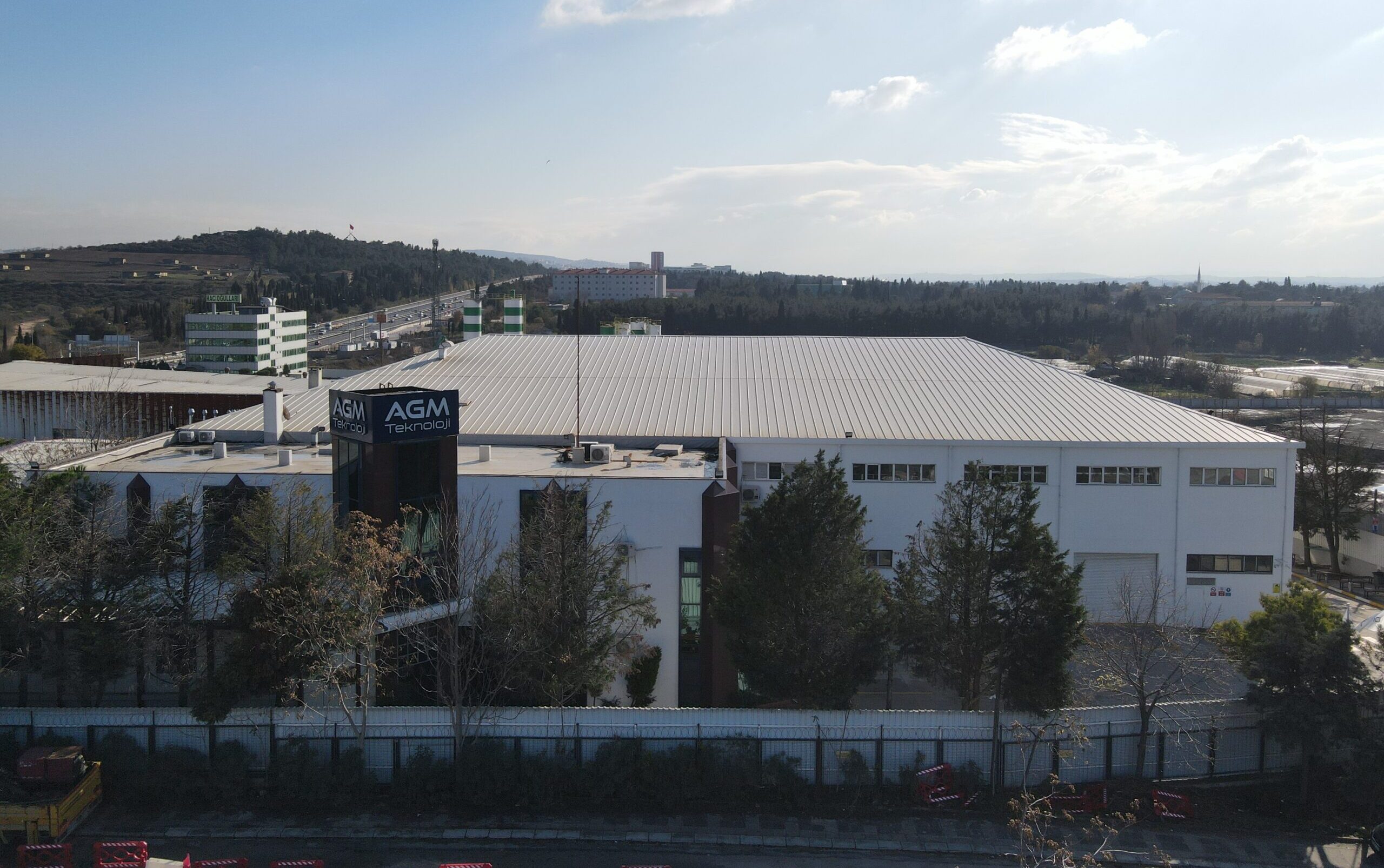 Mıstaçoğlu Holding, AGM Teknoloji fabrikasında 1 milyonu aşkın akıllı telefon üretti