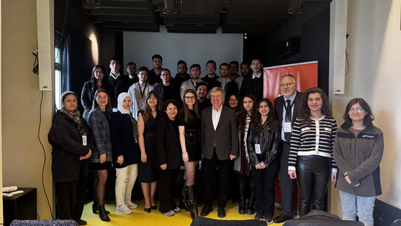 “İşin Başındayım” projesiyle gençler iş dünyasına hazırlanıyor