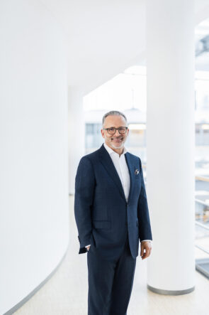 Henkel CEO'su Carsten Knobel